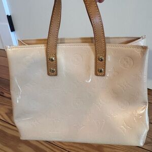 Louis Vuitton Reade PM marshmallow tote Bag